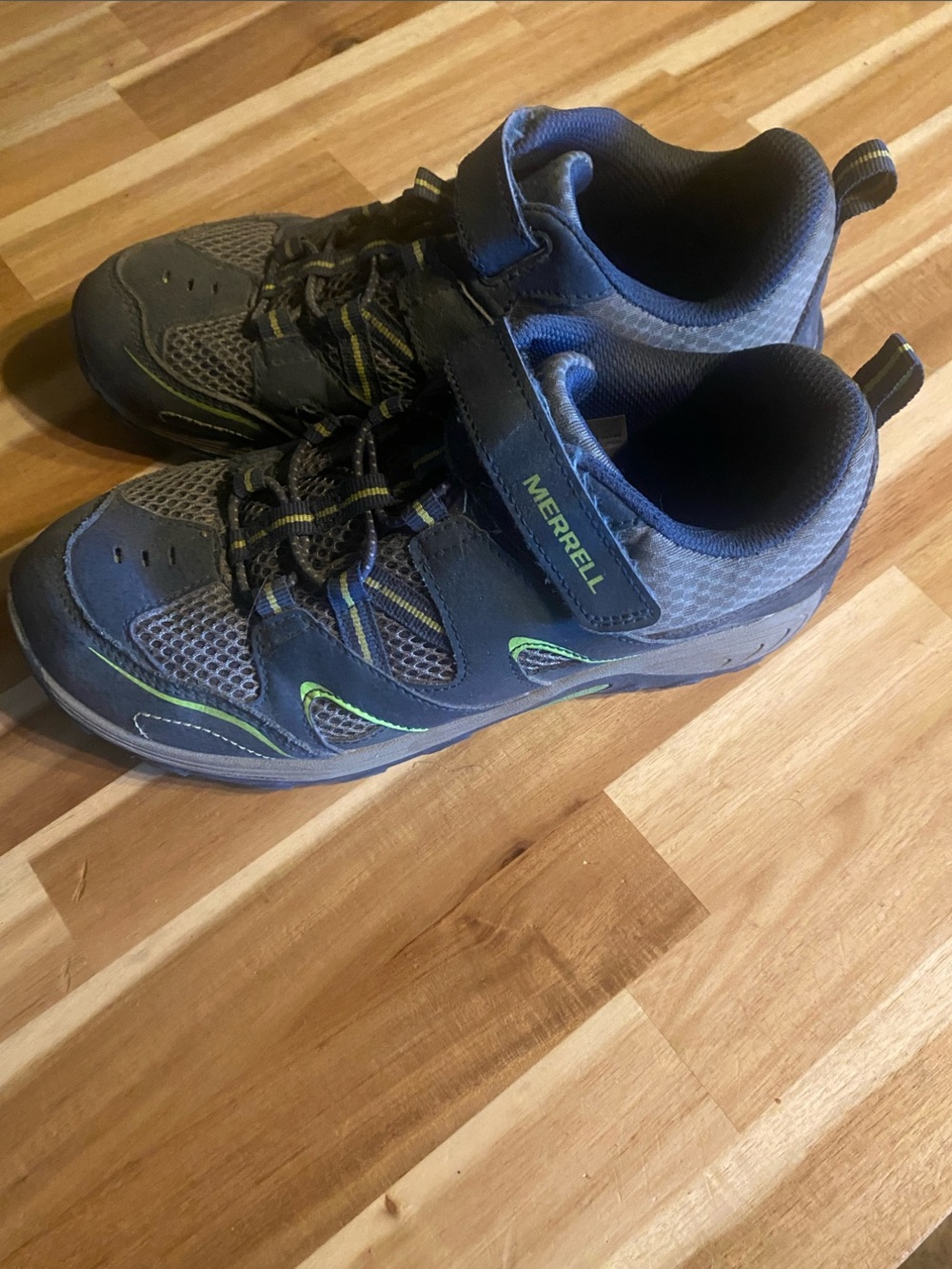 Merrell Kids Gray with Green Accent Athletic Sneakers